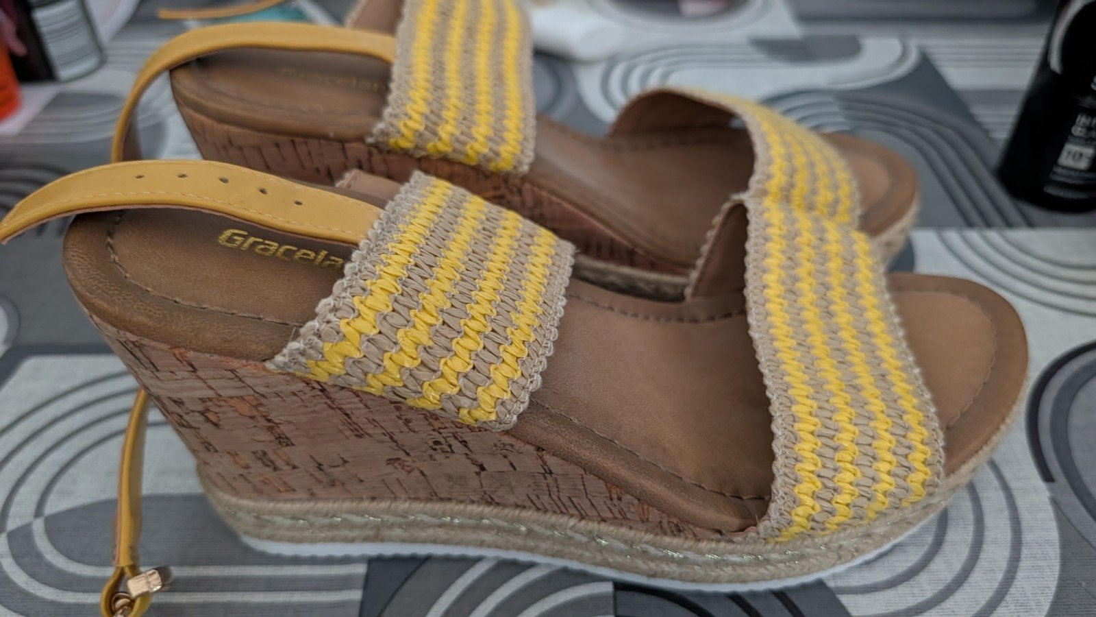 Graceland Gele Espadrille Sandalen met Sleehak 38, Geel, Zo goed als nieuw, Graceland, Sandalen of Muiltjes