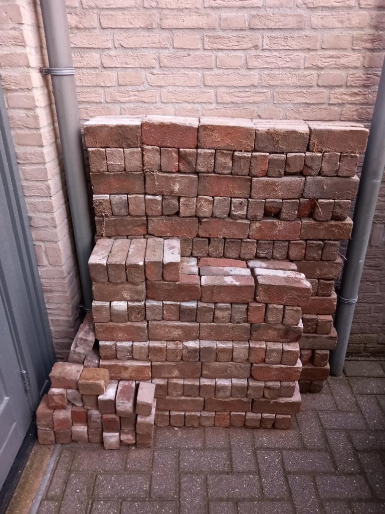 Partij oude gebakken klinkers - 311 stuks, Gebruikt, Keramiek, Klinkers, 5 tot 10 m²