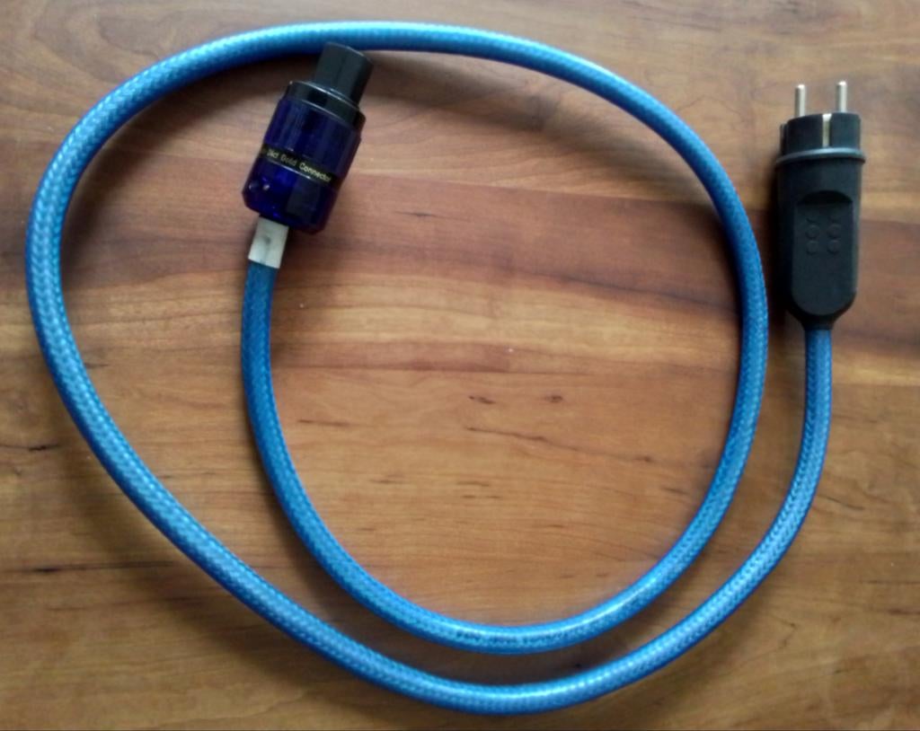 IsoTek High Performance Power Cord - Audiophile Stroomkabel, Audio, Tv en Foto, Audiokabels en Televisiekabels, Ophalen of Verzenden