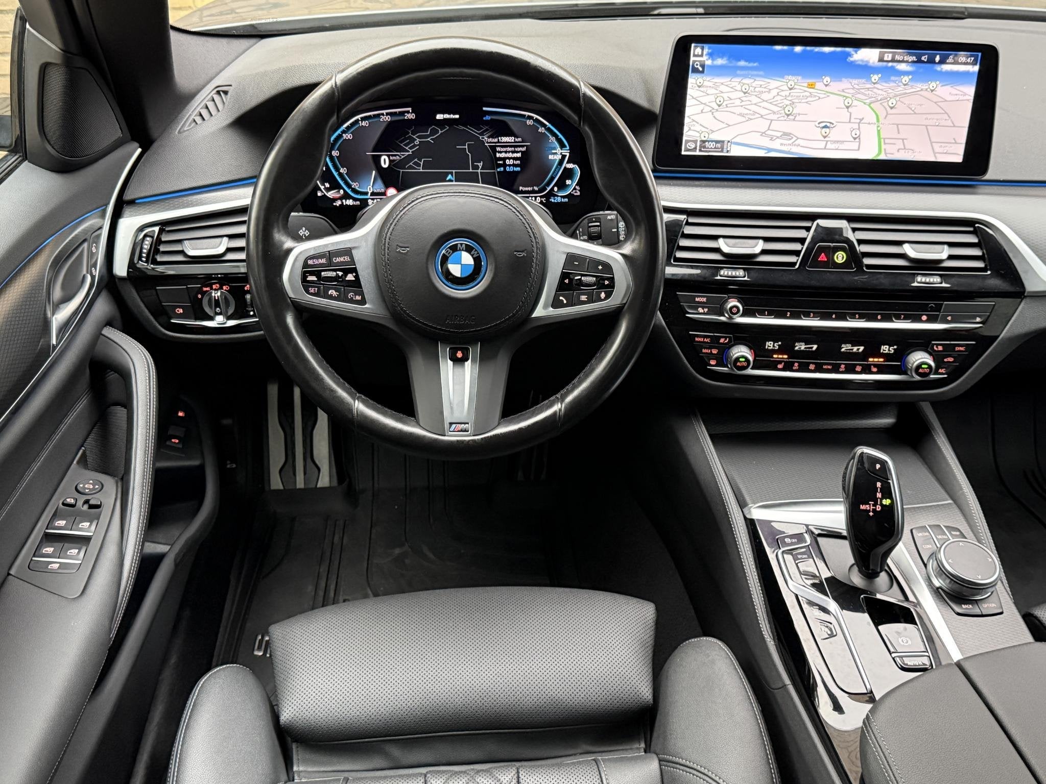 BMW 5-serie Touring 530e 292pk | M-pakket | Camera | Leder |, Auto's, 1998 cc, Achterwielaandrijving, Gebruikt, Euro 6