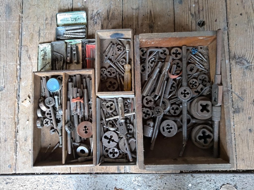 Gereedschapsset: Tappen en Snijplaten, Ophalen, Gebruikt, Gereedschapsset, Overige merken
