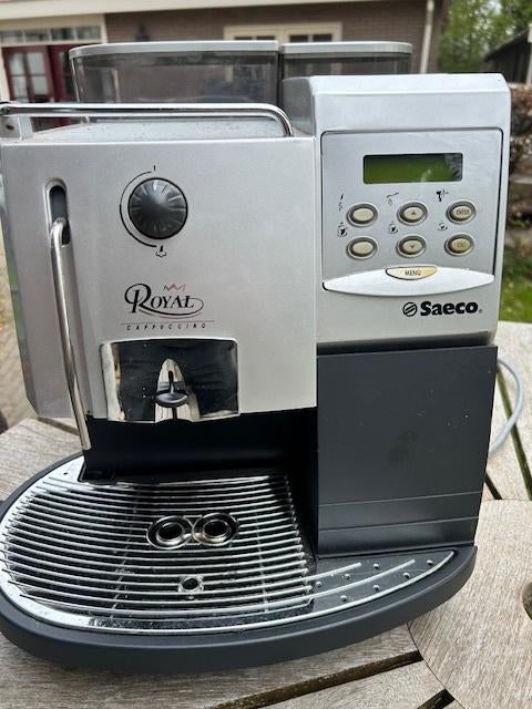 Koffiemachine Saeco, Ophalen, 10 kopjes of meer, Koffiebonen, Afneembaar waterreservoir