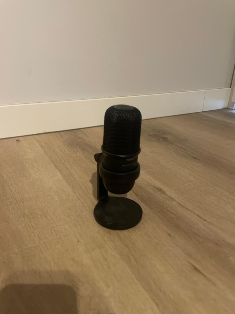 HyperX SoloCast USB Microfoon, Ophalen of Verzenden, Zo goed als nieuw, Studiomicrofoon