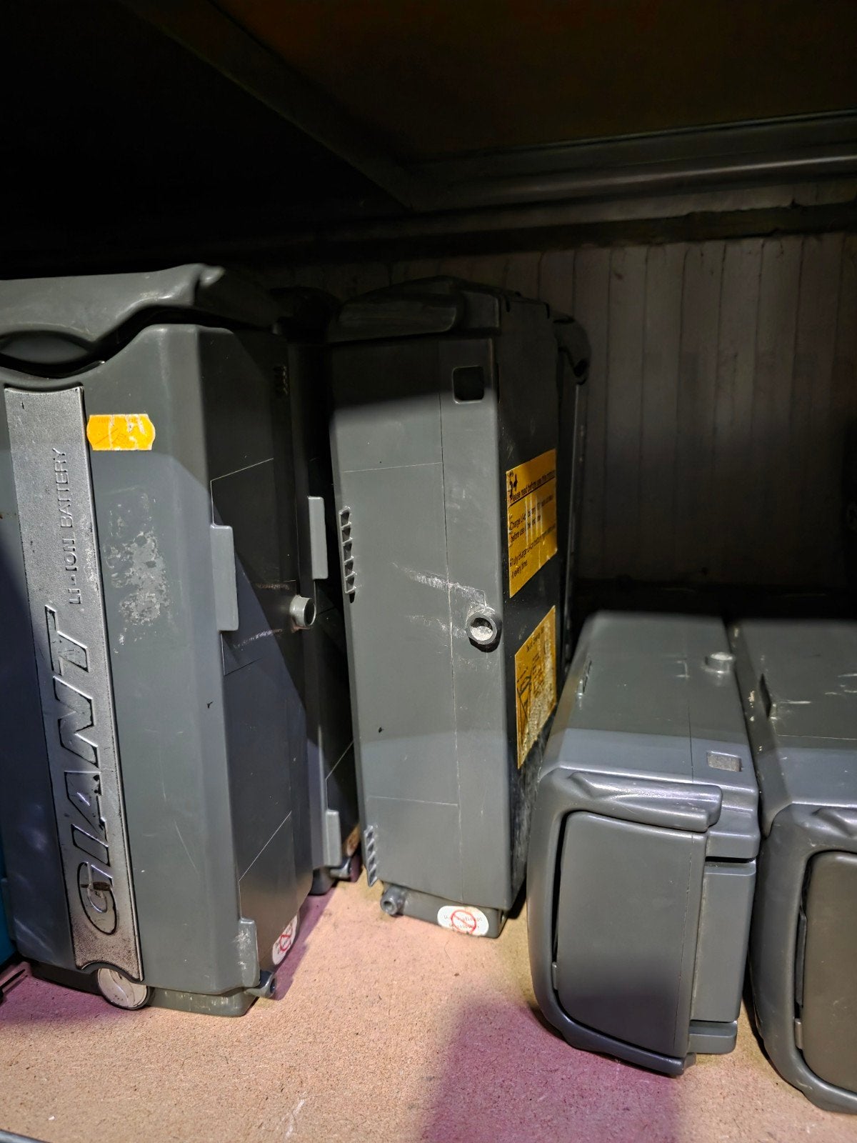 giant twist 26v 4 pin gereviseerde accus 15ah, Ophalen