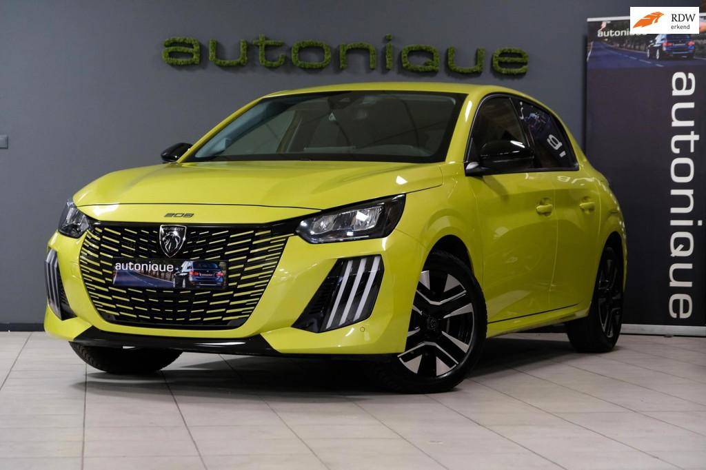 Peugeot 208 1.2 PureTech 100 Allure *9.220km UNIEK 1e Eig.*, Auto's, Peugeot, Voorwielaandrijving, Gebruikt, Zwart, Leder en Stof