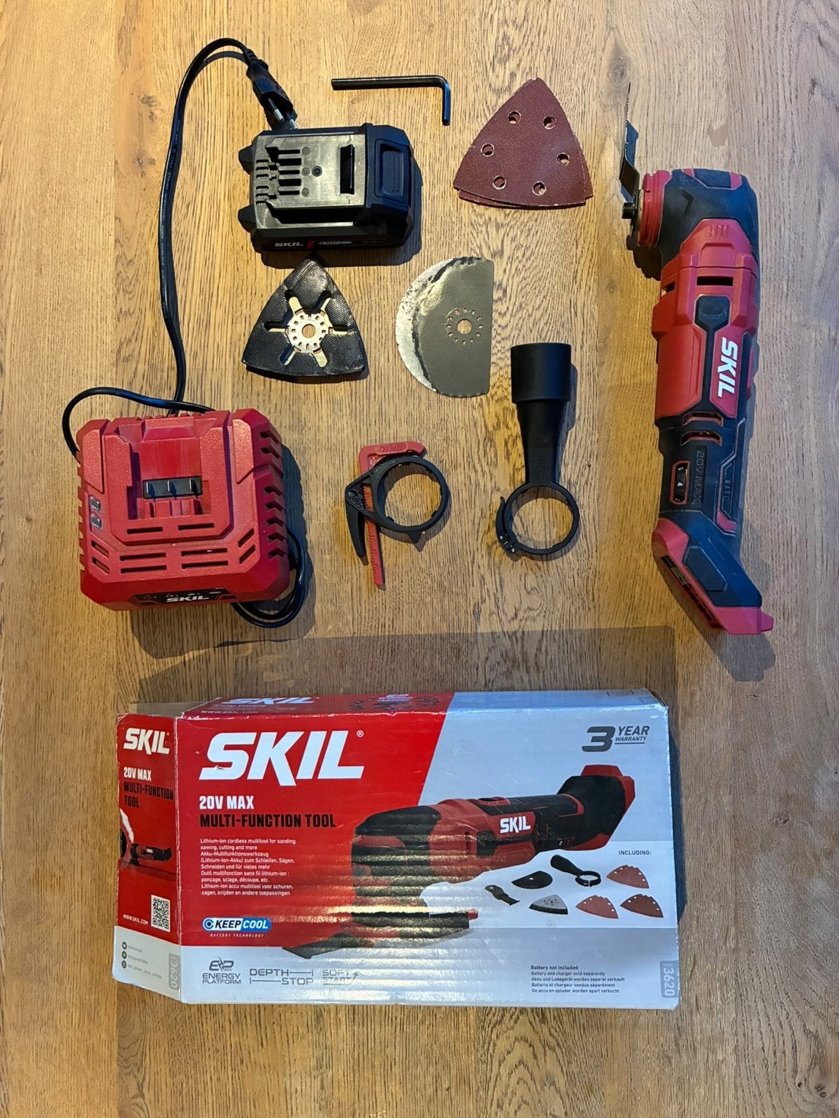 Skil Multitool 20V Max met accu en oplader, Ophalen, Zo goed als nieuw, Multitool