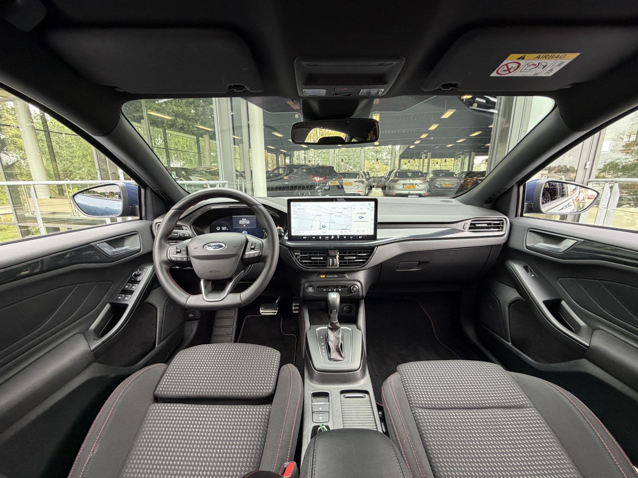 Ford Focus Wagon 1.0 EcoBoost Hybrid ST Line X Automaat 155P, Auto's, Stof, Gebruikt, Euro 6, Blauw