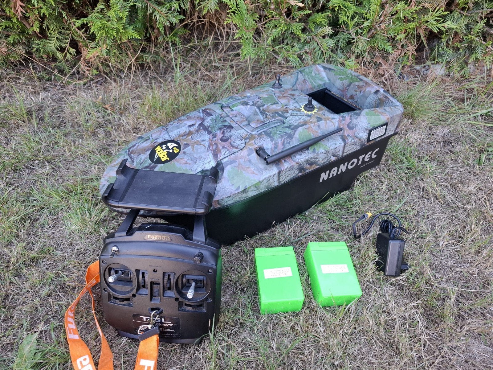 Voerboot Nanotec in nieuwstaat met nieuwe 10ah li.ion, Ophalen of Verzenden, Gebruikt, Overige typen
