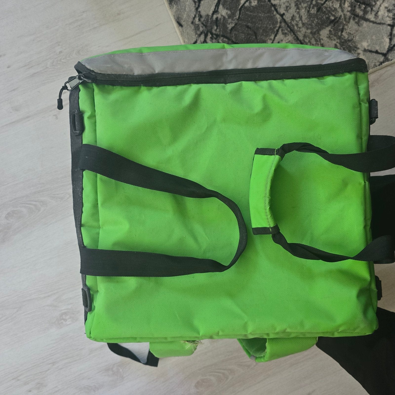 Uber Eats bezorgtas - Zo goed als nieuw, Ophalen of Verzenden, Zo goed als nieuw, Overige kleuren, Uber Eats