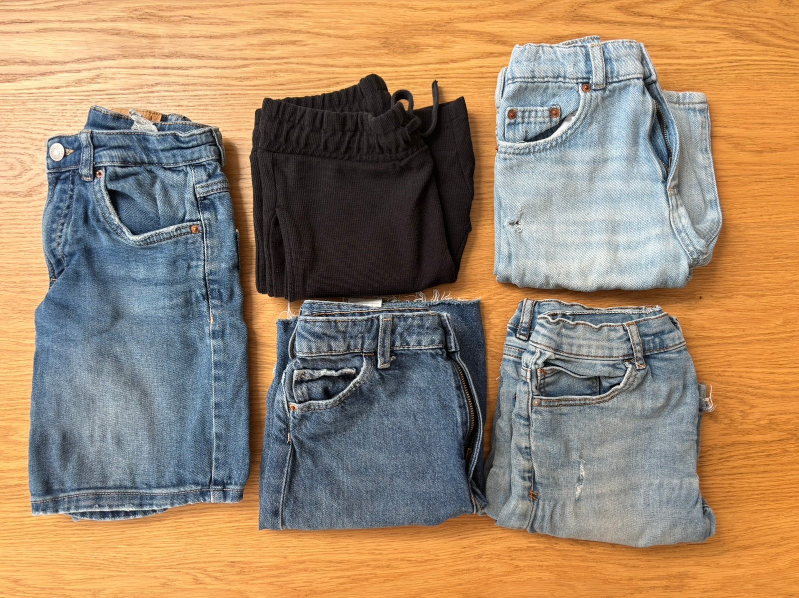 Set jeans shorts korte broek Zara en H&M 134 / 140, Kinderen en Baby's, Ophalen of Verzenden, Gebruikt, Jongen, Broek