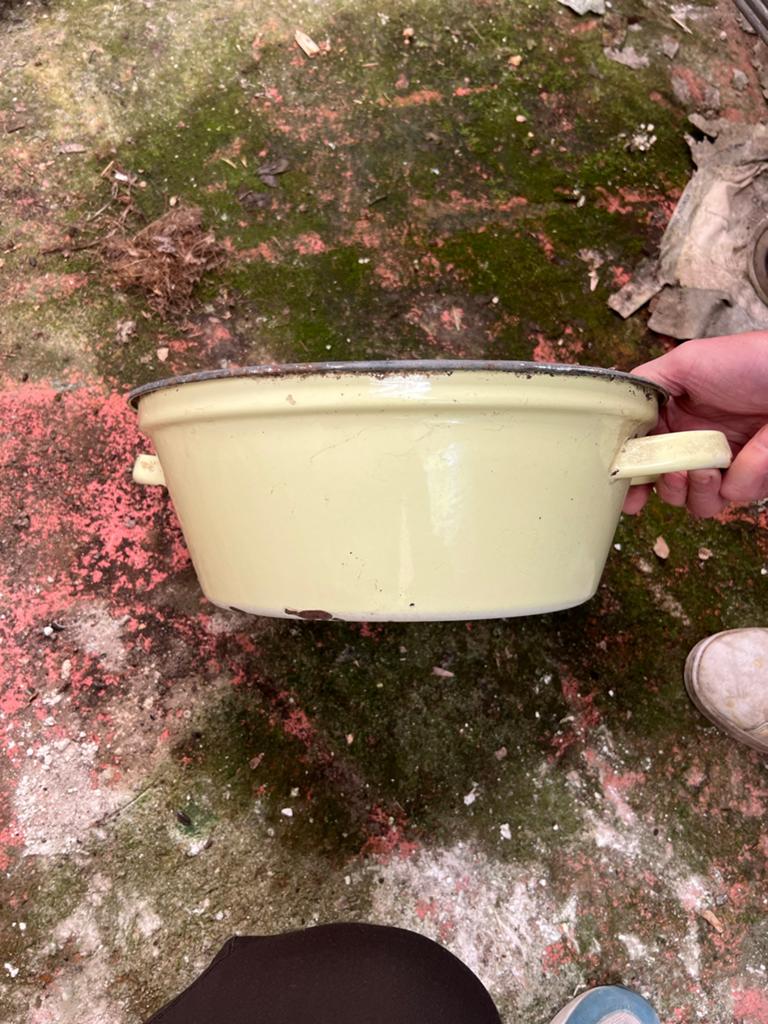 Vintage geëmailleerde kom - Brocante stijl, Antiek en Kunst, Antiek | Emaille, Ophalen