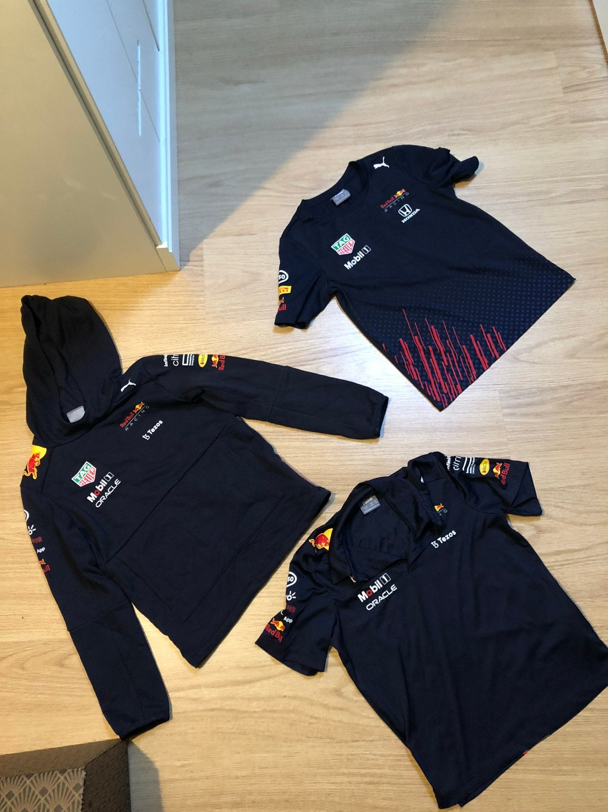 Puma Red Bull Racing Trui / Hoody, Polo en T-shirt maat 140, Ophalen of Verzenden, Zo goed als nieuw, Jongen of Meisje, Trui of Vest