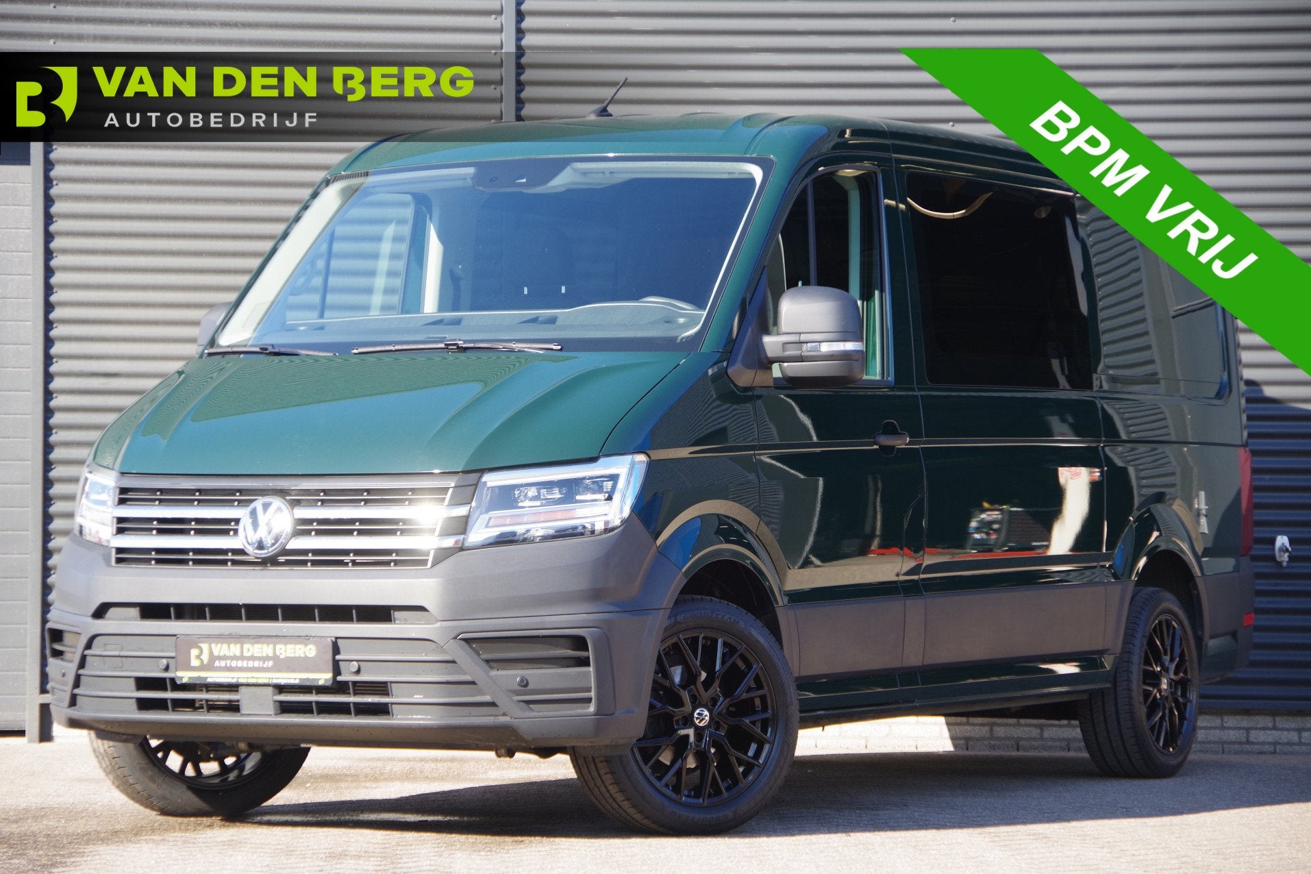 Volkswagen Crafter 35 2.0 TDI L3H2(L2H1) DC-5P, 140PK AUT. L, Stof, Gebruikt, Euro 6, 4 cilinders