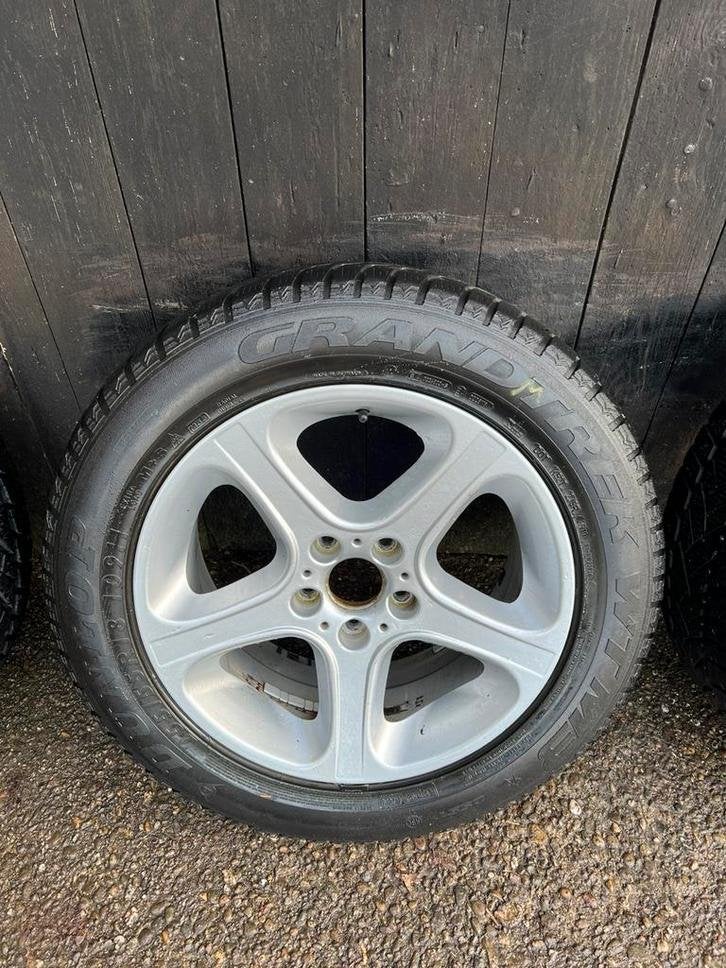 BMW X5 X6  Land Range rover velgen 5x120 18? winterset 8mm, Niet ingevuld, 18 inch, Gebruikt, 255 mm