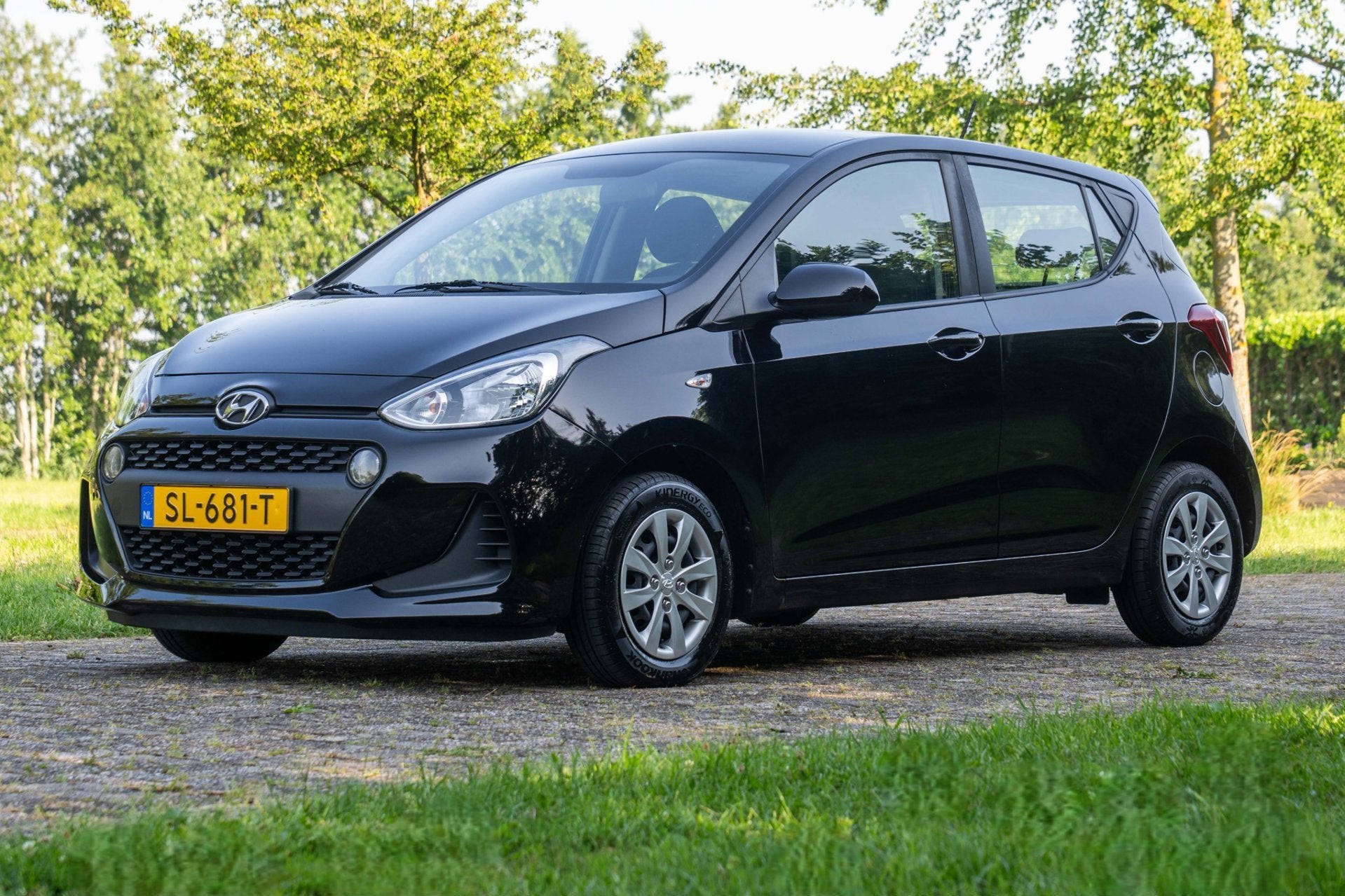 Hyundai I10 1.0i Comfort 1e Eig. 32.400 km +NAP NL-auto, Stof, Gebruikt, 4 stoelen, Zwart