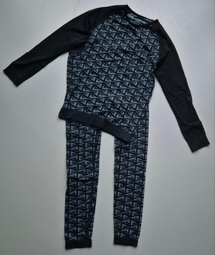 Thermo ondergoed set jongens maat 146/152 - ZGAN, Nacht- of Onderkleding, Crivit Pro, Ophalen of Verzenden, Zo goed als nieuw