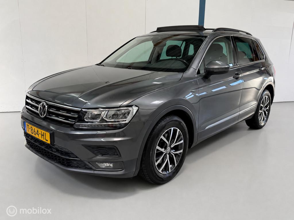 Volkswagen Tiguan 1.4 TSI ACT Comfort. Bus. PANO/CARPLAY/ACC, Auto's, Voorwielaandrijving, Euro 6, 4 cilinders, 150 pk