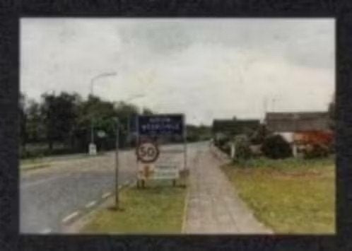Foto Nieuw-Weerdinge Toegang Dorp 1987., 1980 tot heden, Foto, Ophalen of Verzenden, Zo goed als nieuw