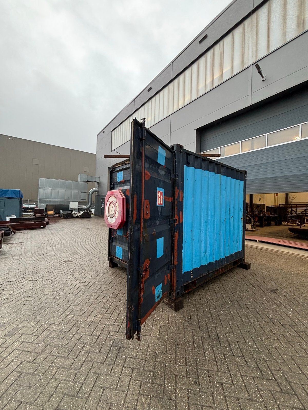 Nu ophalen. Opslagcontainer, Ophalen