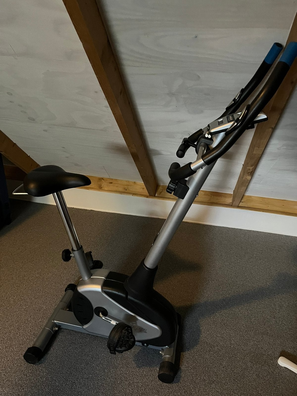 Nette zgan hometrainer, Ophalen of Verzenden, Zo goed als nieuw, Hometrainer