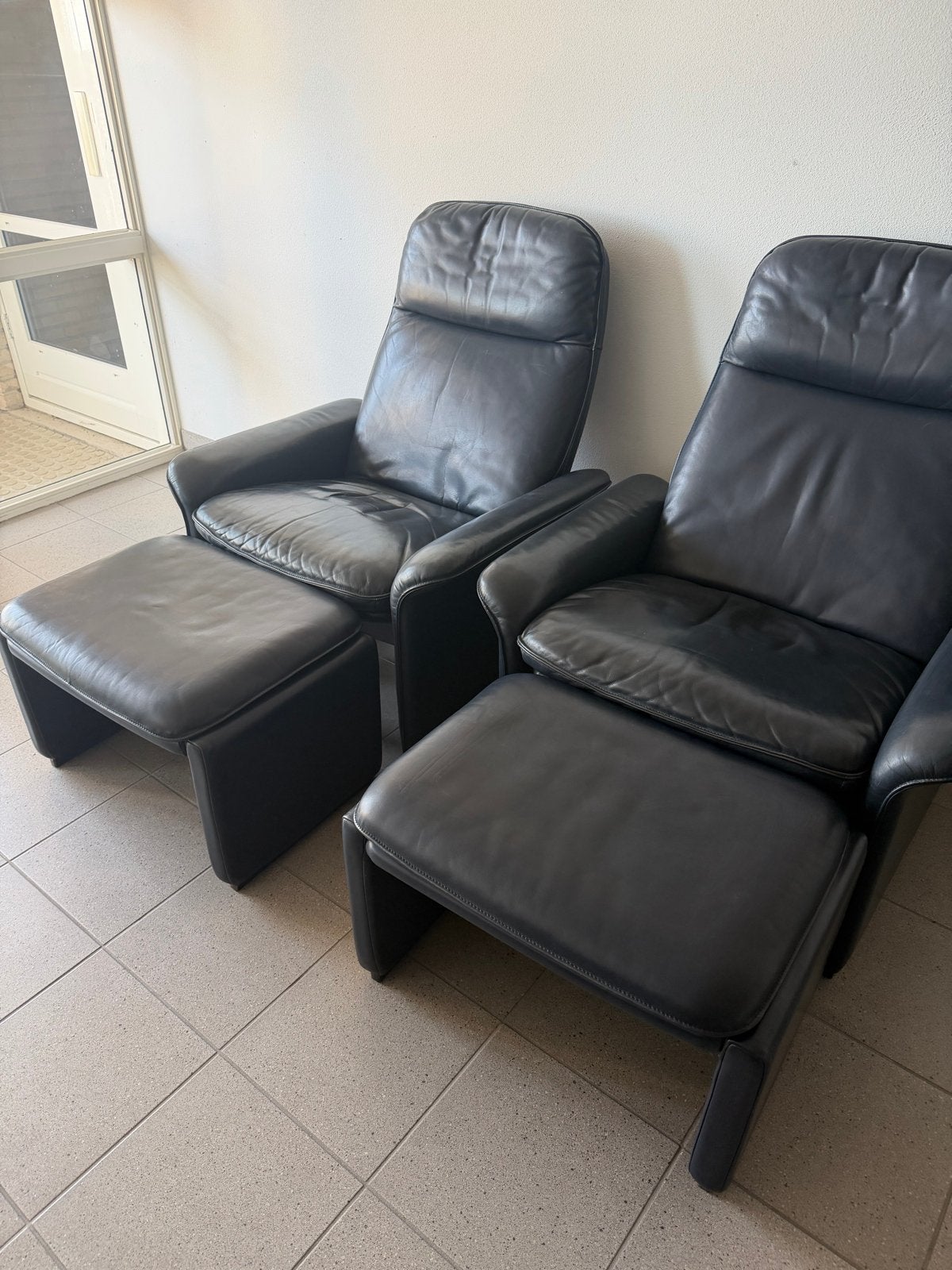 DeSede DS55 Leren Fauteuils met Hockers - Blauw, Huis en Inrichting, Ophalen, Gebruikt, 75 tot 100 cm, Leer