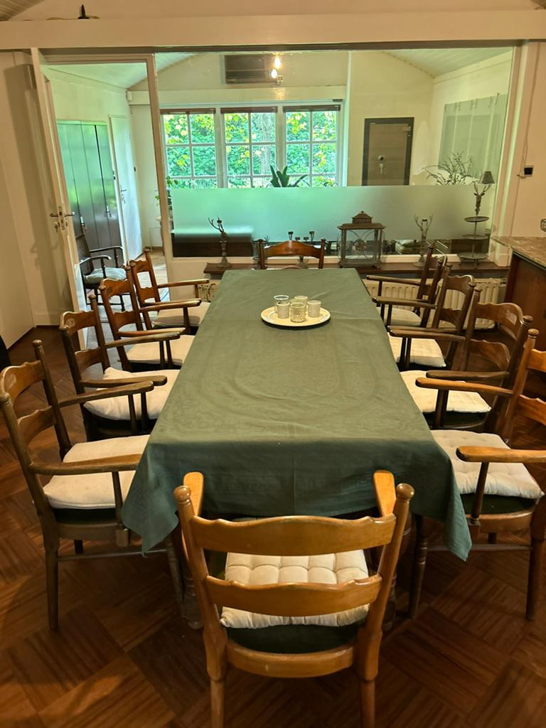 12 houten eettafel stoelen, Antiek en Kunst, Ophalen