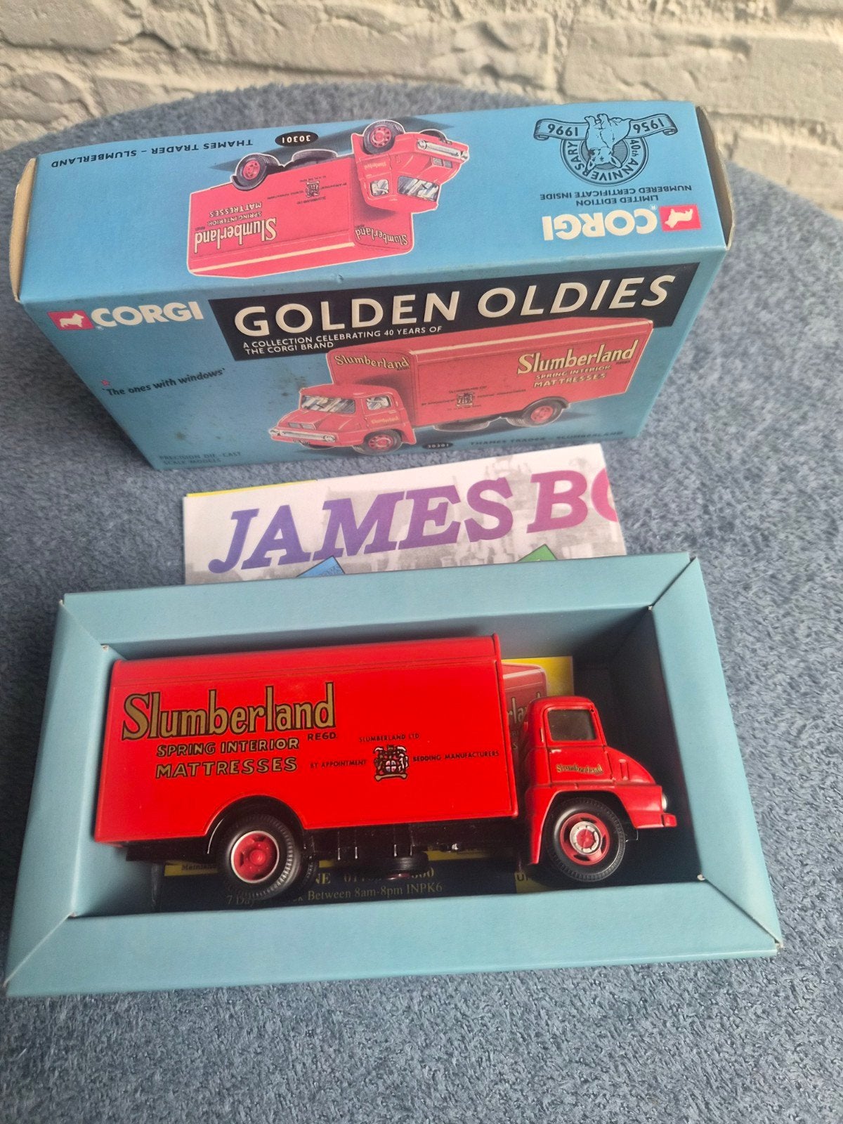 Corgi Golden Oldies Slumberland Thames Trader Truck, Overige merken, Groter dan 1:32, Ophalen of Verzenden, Zo goed als nieuw