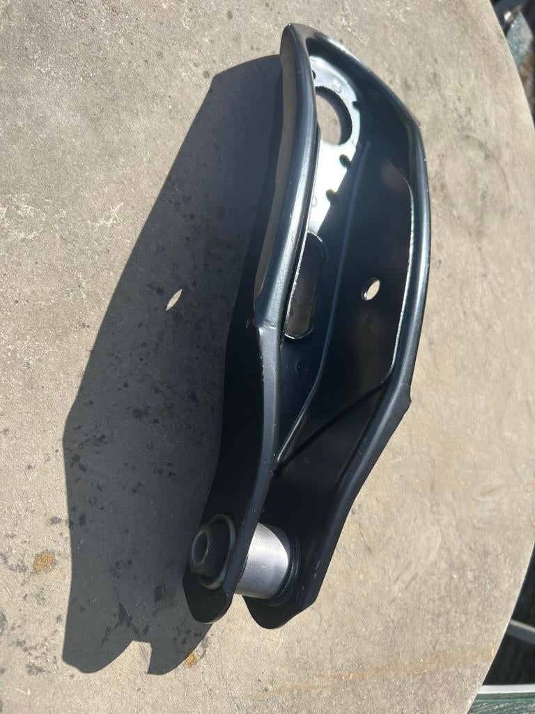 Bovenste draagarm Renault 25/Espace nieuw, Ophalen of Verzenden, Nieuw, Renault