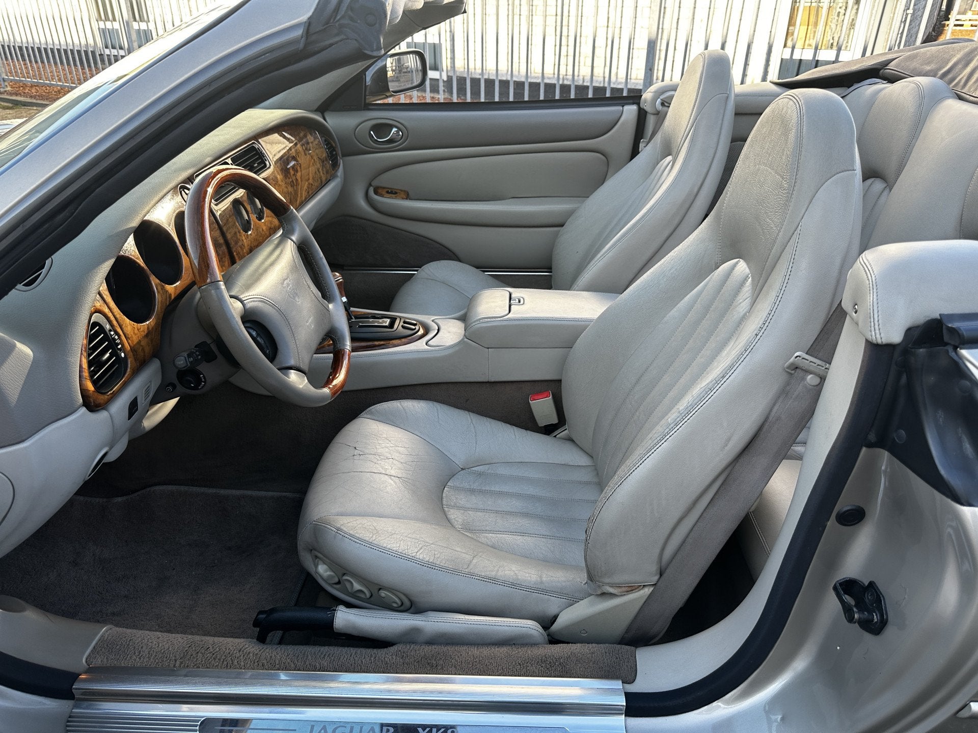 Jaguar XK8 4.0 V8 Convertible (bj 1997, automaat), foto 8