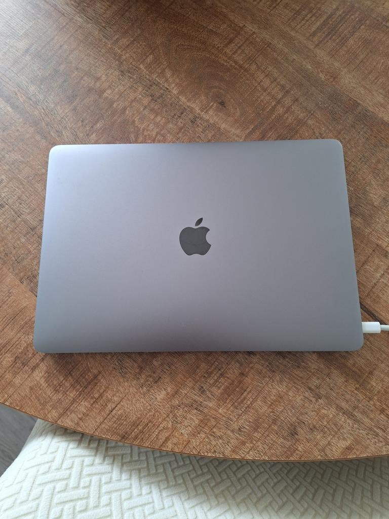 MacBook Air Retina 13-inch 2020 - Intel Core i5, Computers en Software, Apple Macbooks, Ophalen, 13 inch, Minder dan 2 Ghz, Zo goed als nieuw