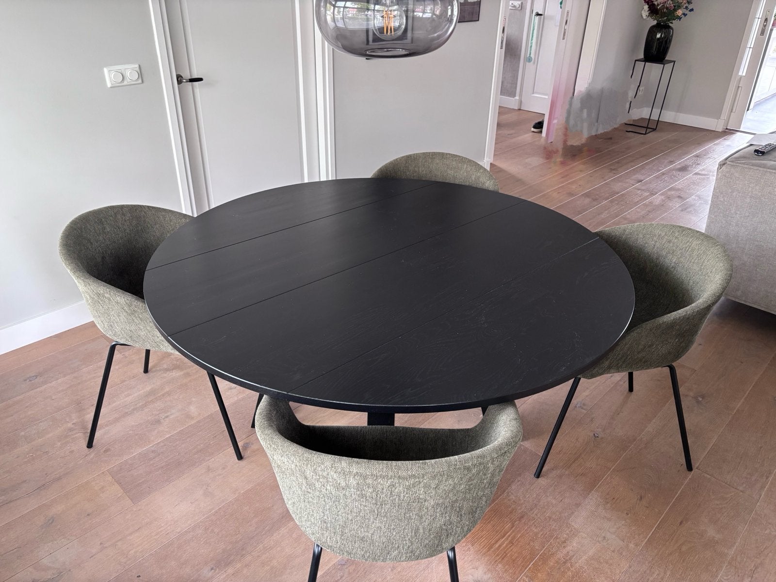 Woood ronde eettafel zwart, diameter 150 cm, Ophalen, Gebruikt, 100 tot 150 cm, Rond