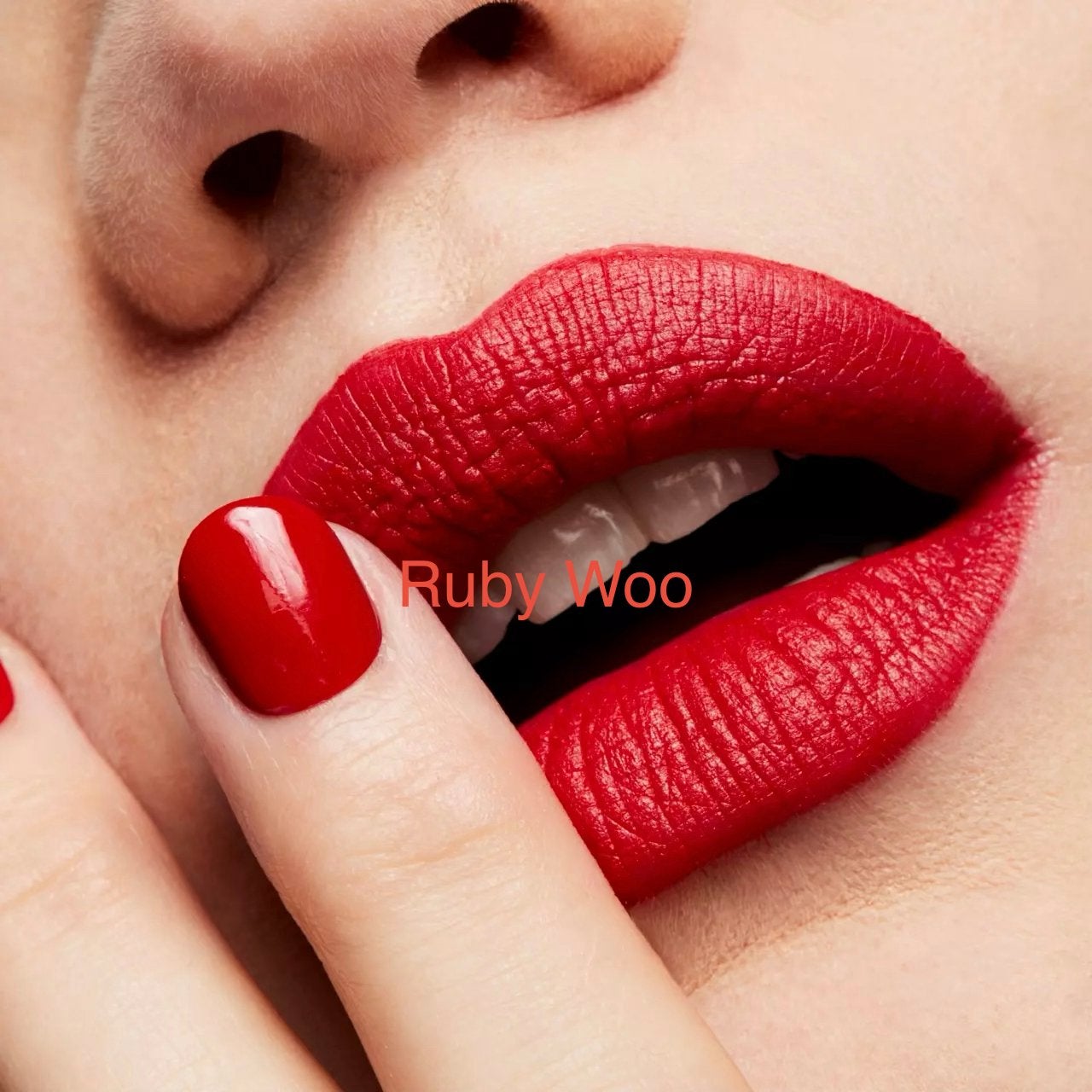 MAC Ruby Woo lippenstift 3x, Lippen, Ophalen of Verzenden, Zo goed als nieuw, Make-up