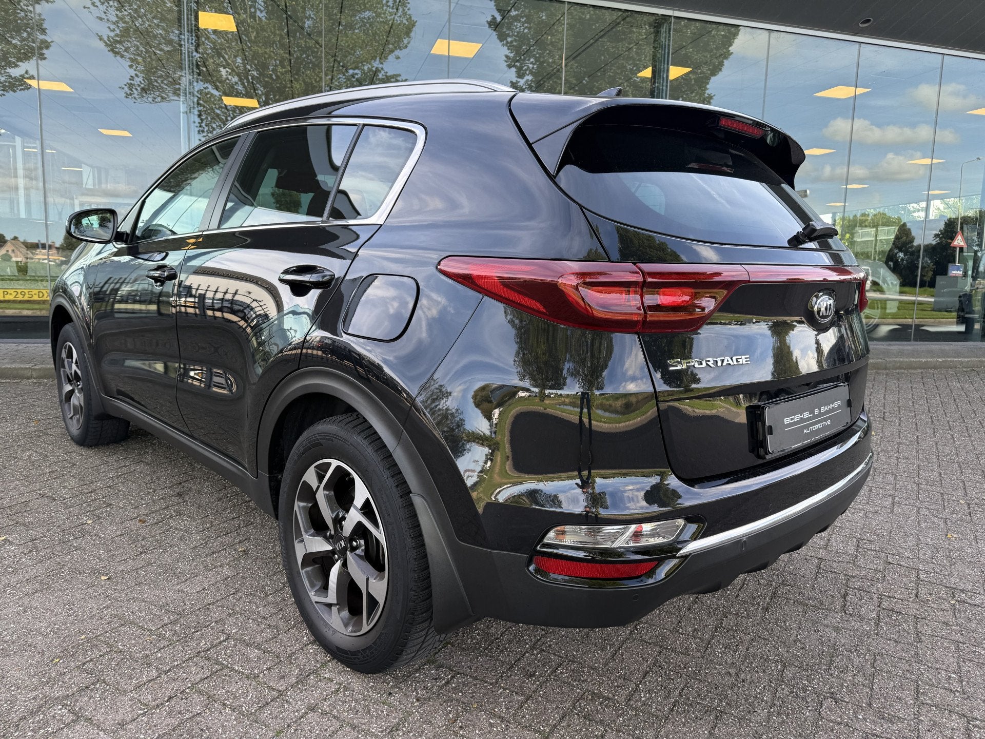Kia Sportage 1.6 GDI DynamicLine * Navigatie * Bluetooth, Voorwielaandrijving, Automatische klimaatregeling, 15 km/l, Gebruikt