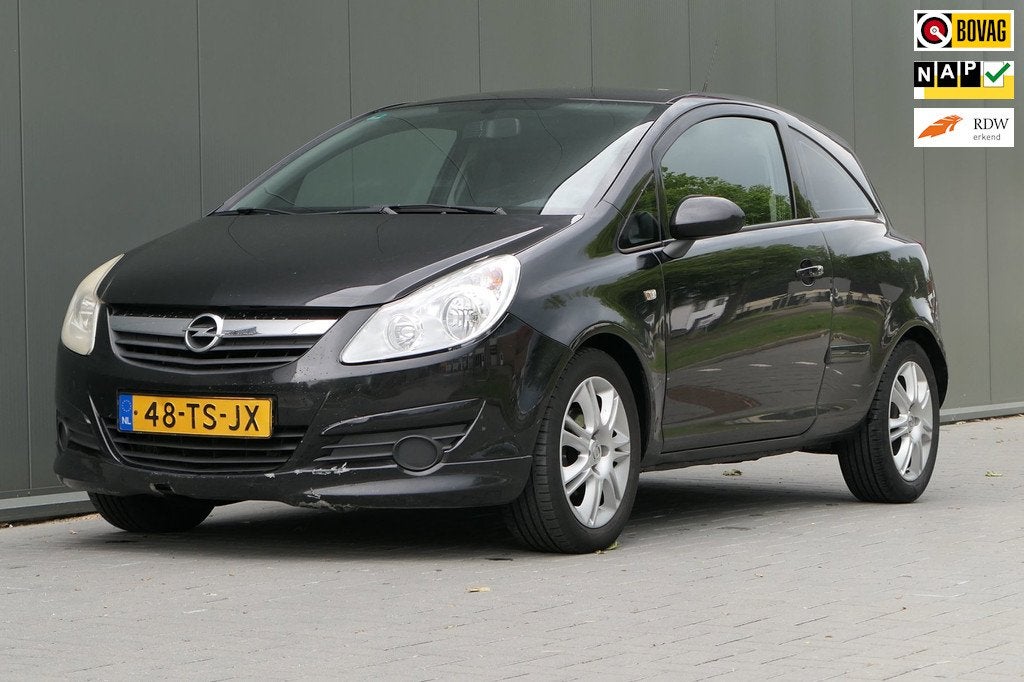 Opel Corsa 1.4-16V Enjoy NAP JAAR APK, Voorwielaandrijving, Gebruikt, 4 cilinders, Zwart