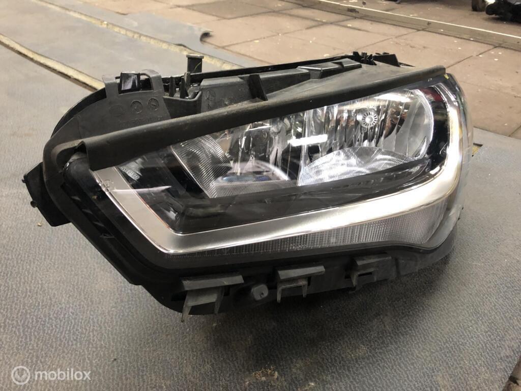Mercedes CLA-klasse Brake X118 Koplamp Halogeen A1189061900, Auto-onderdelen, Verlichting, Gebruikt, Mercedes-Benz, Ophalen of Verzenden