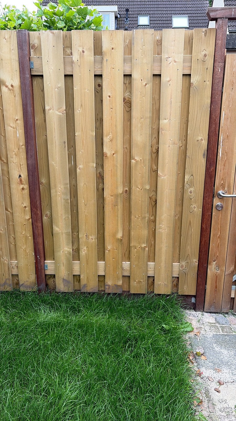 Stratenmaker heeft tijd, Tuin en Terras, Schuttingen, Ophalen of Verzenden, Zo goed als nieuw, Hout, Minder dan 3 meter