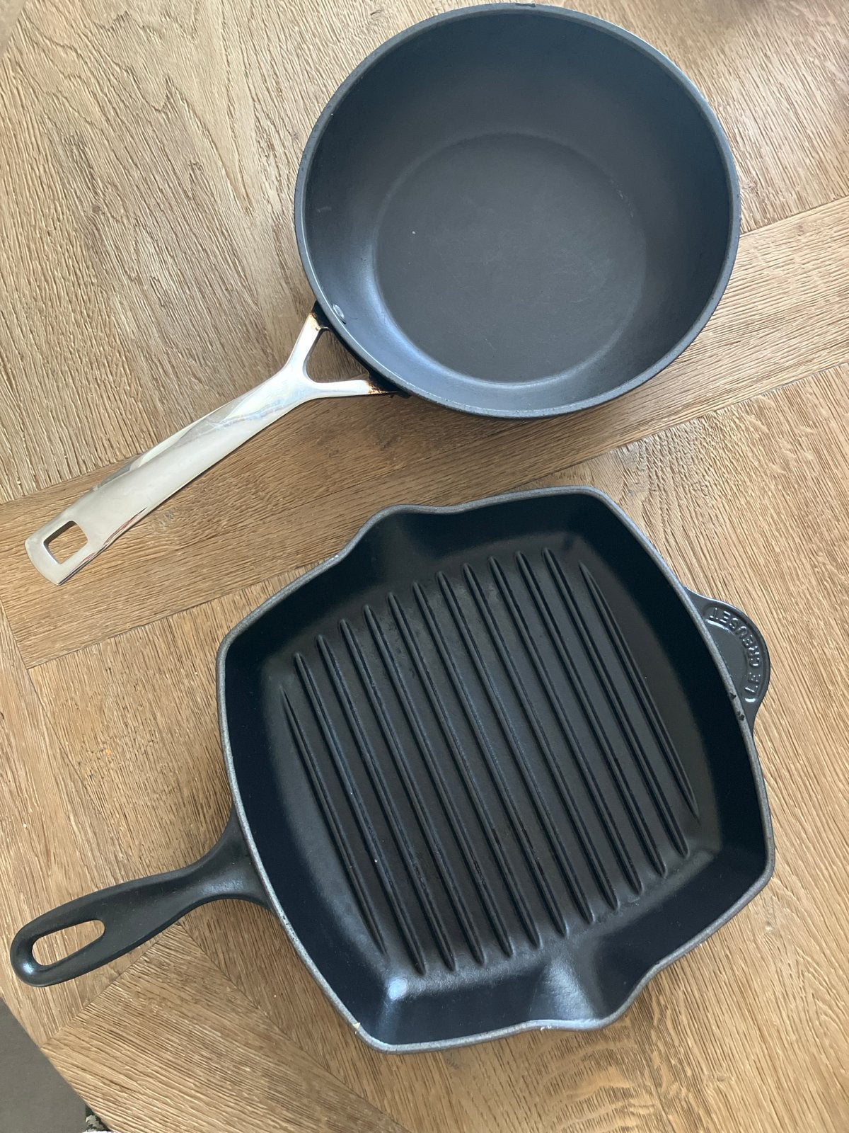 Le Creuset grillpan en koekenpan - gebruikt, Gebruikt, Gietijzer, Met handvatten, Ophalen of Verzenden