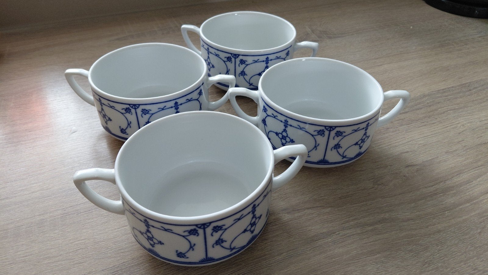 4 soepkommen Jäger Blau Saks, goede staat, Huis en Inrichting, Ophalen of Verzenden, Aardewerk, Overige stijlen, Kom(men)