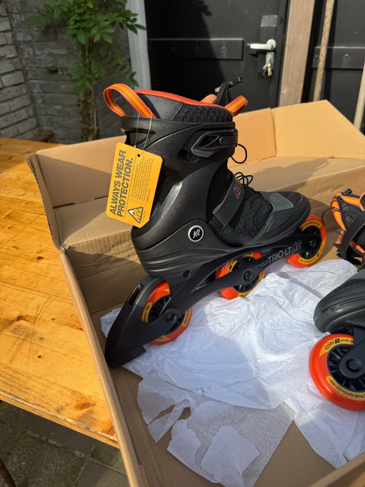 K2 Trio LT 100 Inline Skates met bescherming en helm, Sport en Fitness, Ophalen, K2, Heren, Nieuw