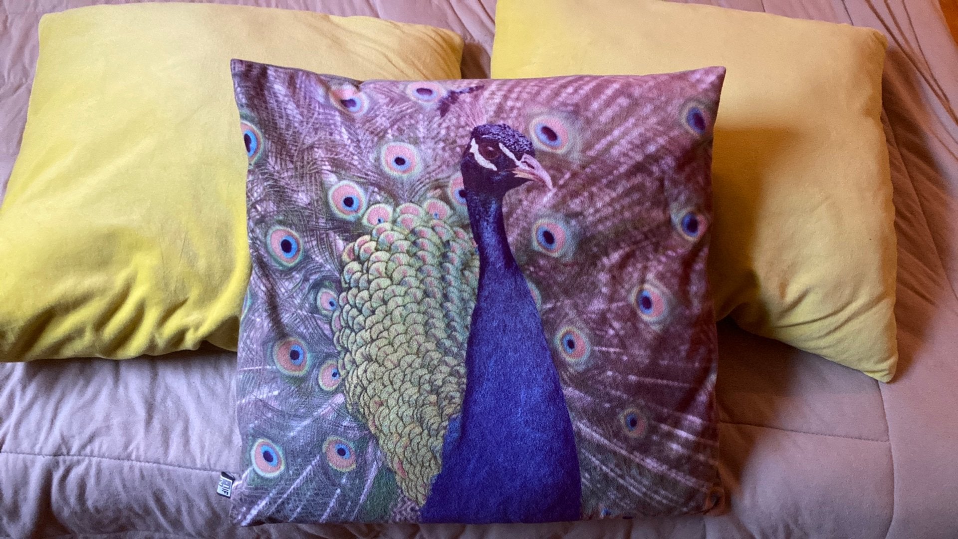 Mooie kussens voor gezellig interieur, Ophalen, Gebruikt, Geel, Vierkant