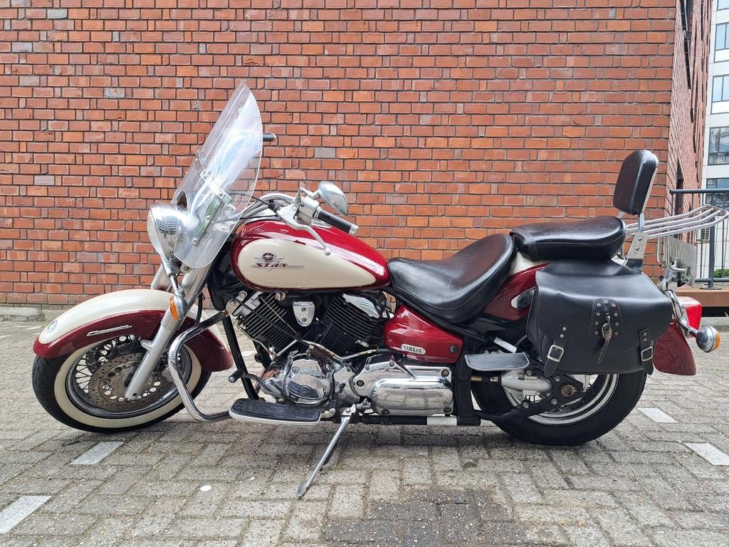 Yamaha Dragstar XVS 1100 Classic - Unieke Twotone 2001, Cardan-aandrijving, 2 cilinders, Gebruikt, Particulier