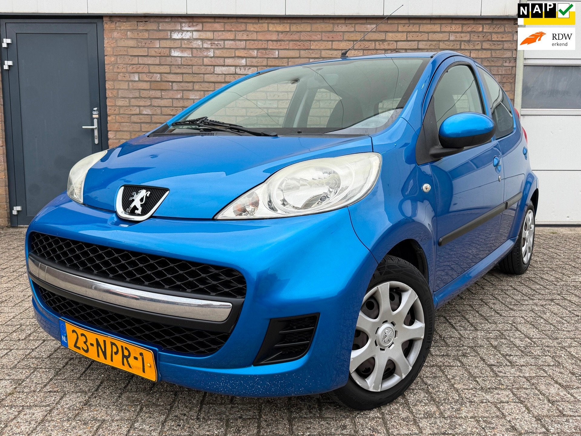 Peugeot 107 1.0-12V XS ELEK RAMEN/144.204KM/NIEUWE APK !, Auto's, Voorwielaandrijving, Euro 5, Gebruikt, 68 pk
