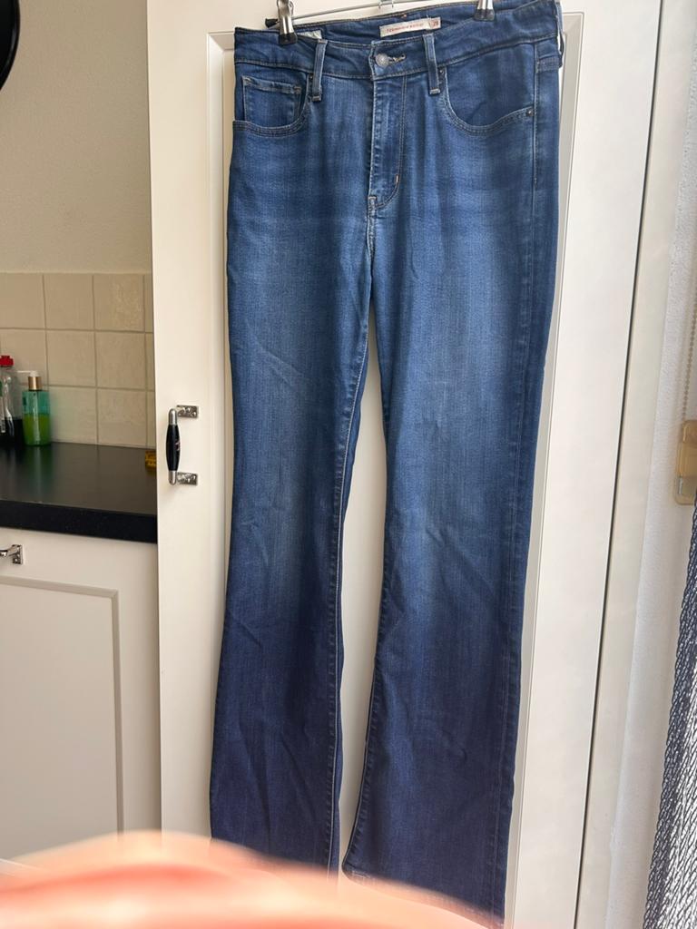 Levi’s 725 High Rise Bootcut jeans | Maat W28 L32, Ophalen of Verzenden, Zo goed als nieuw, Blauw, W28 - W29 (confectie 36)