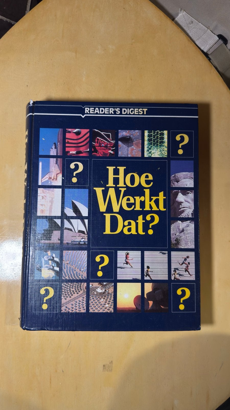 Reader's Digest: Hoe Werkt Dat? - Een Boek Vol Vragen, Boeken, Encyclopedieën, Ophalen of Verzenden, Gelezen, Algemeen, Los deel