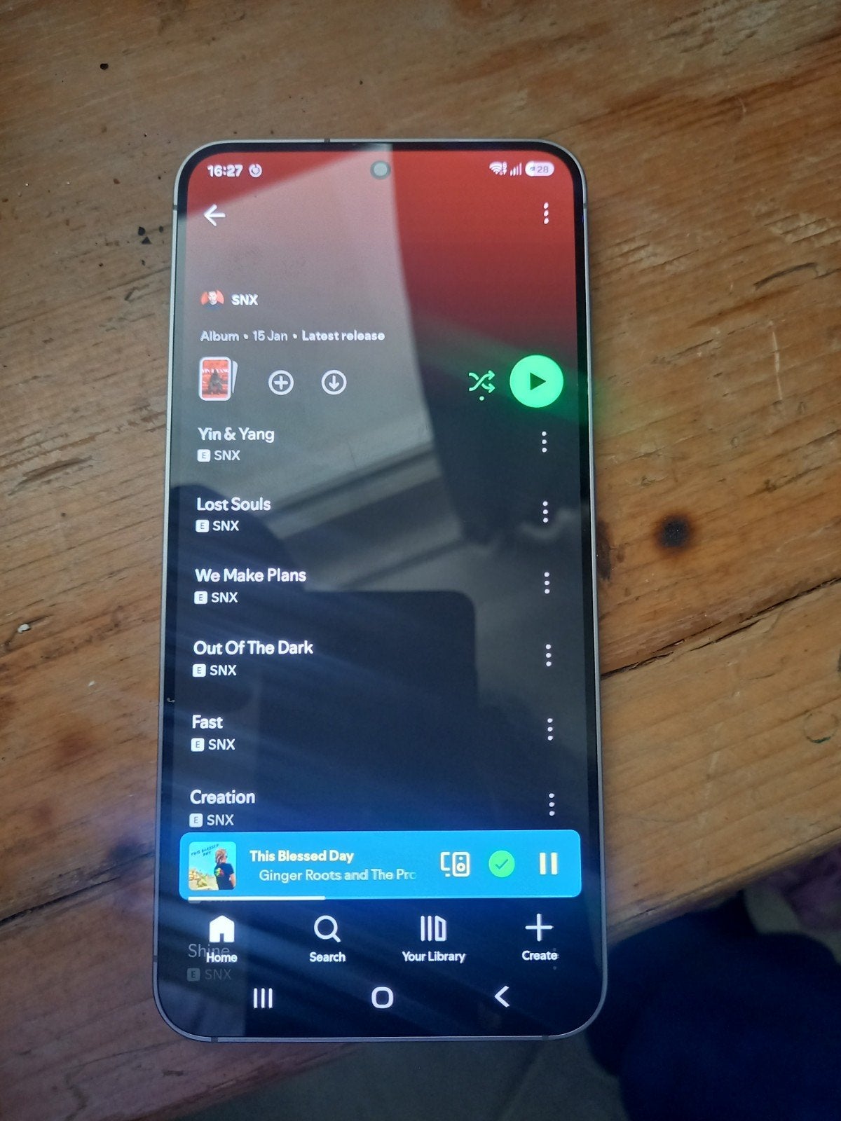S25 te koop wegens nieuwe telefoon, Telecommunicatie, Mobiele telefoons | Samsung, 128 GB, Ophalen, Nieuw, Zwart