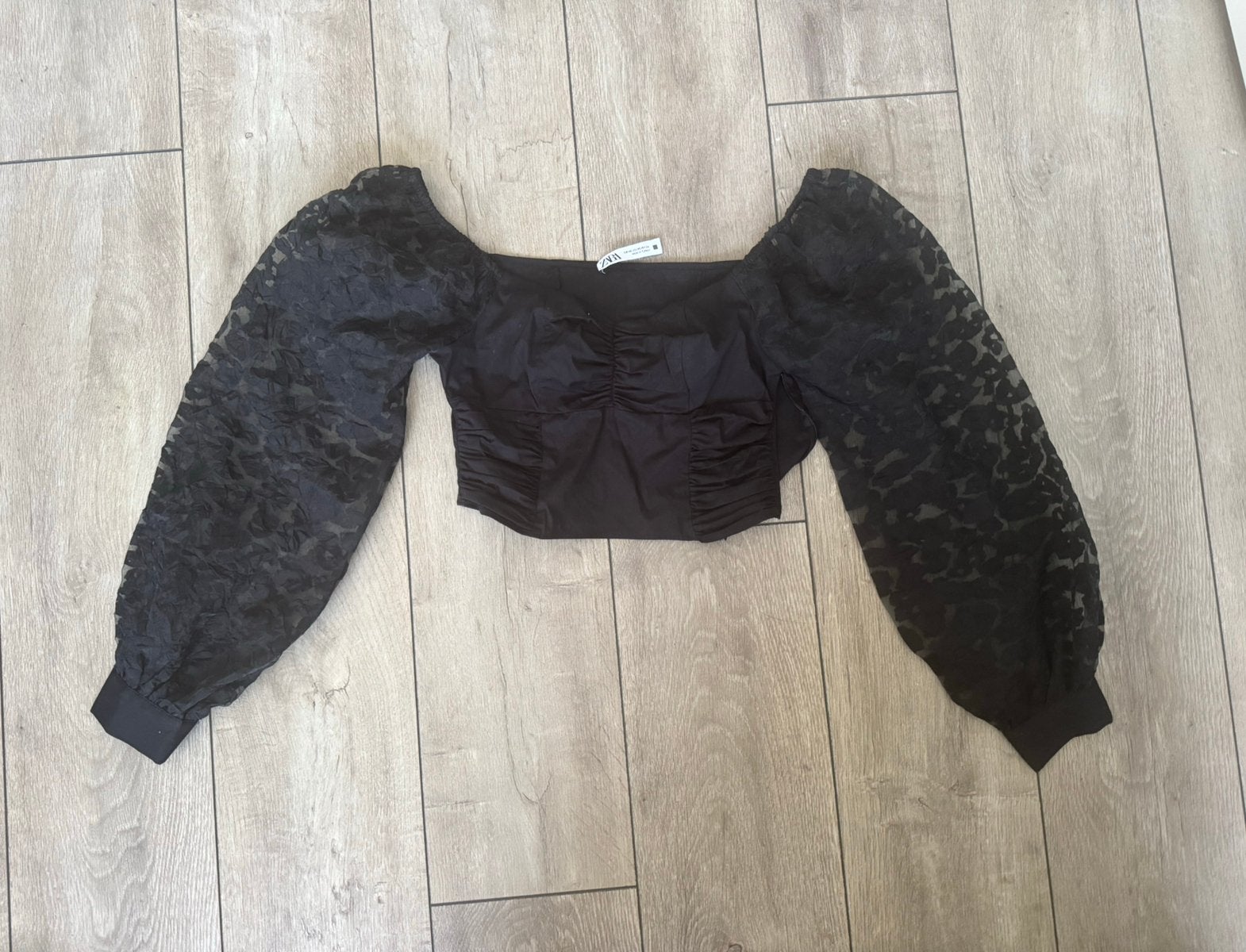Zwarte blouse / crop top. Zara maat XS, Ophalen of Verzenden, Zo goed als nieuw, Maat 34 (XS) of kleiner, Zwart