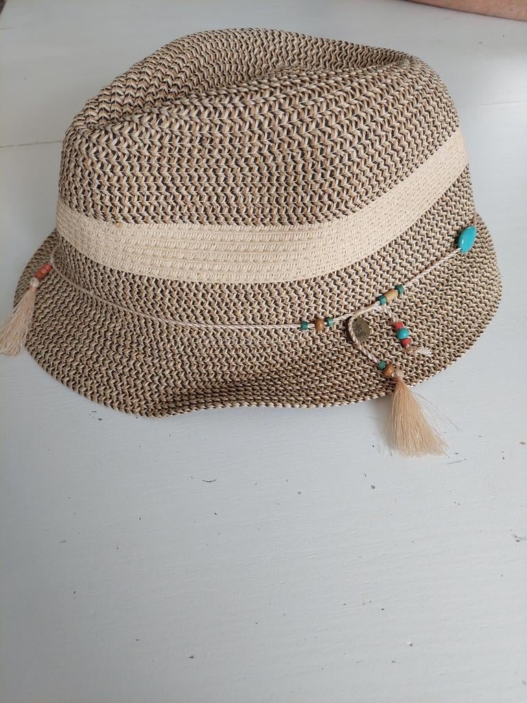 Barts mooie zomer hoed  15 euro, Kleding | Dames, Hoeden en Petten, Ophalen of Verzenden, Zo goed als nieuw, One size fits all