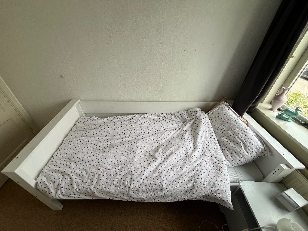 Bed, Ophalen, Gebruikt, 90 cm, Eenpersoons