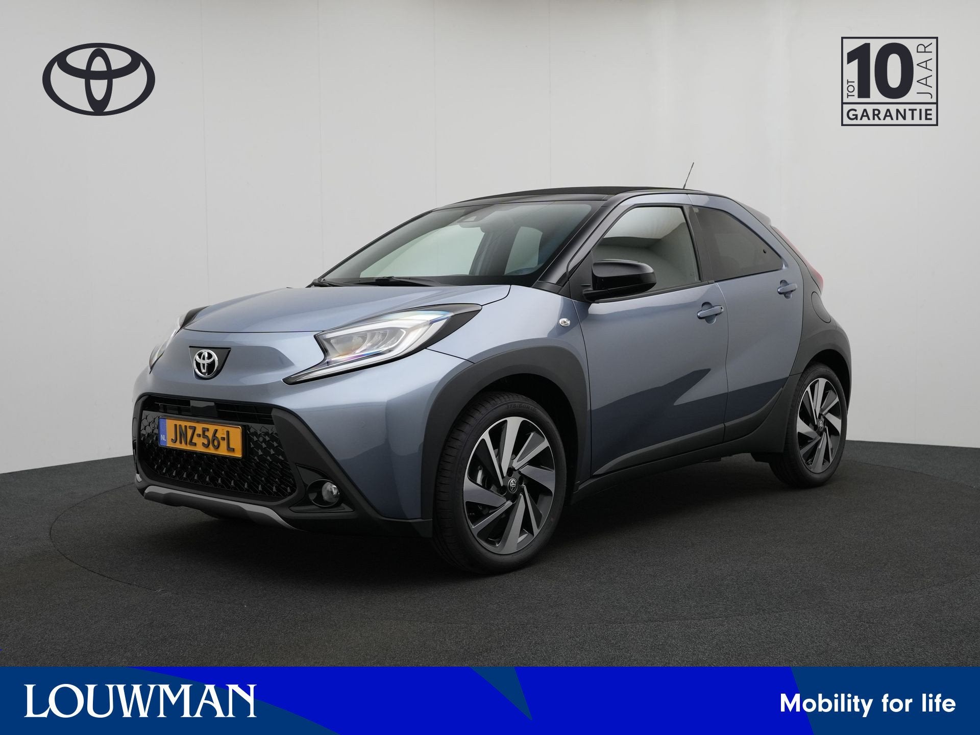 Toyota Aygo X 1.0 VVT-i MT Envy Cabriolet (bj 2025), 12 maanden, Stof, 4 stoelen, Origineel Nederlands