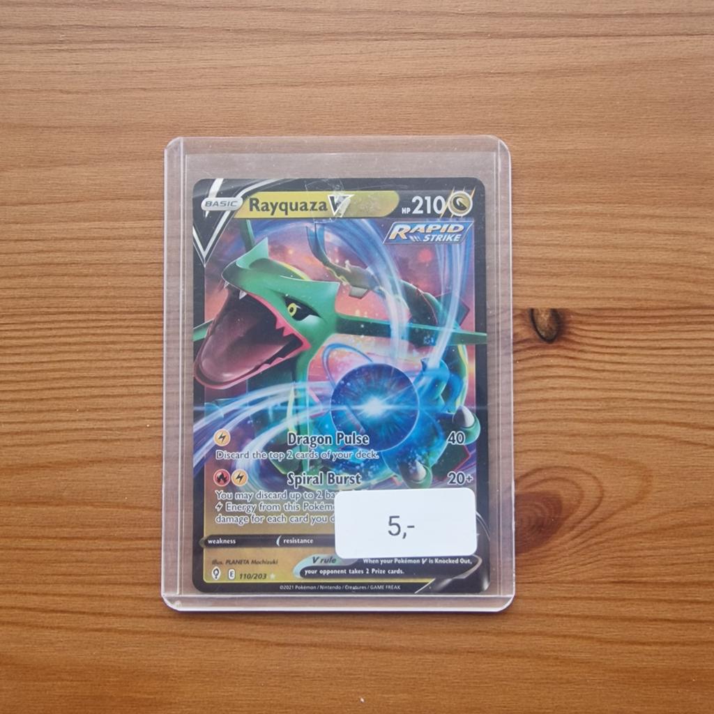 Pokémon Rayquaza V Evolving skies., Hobby en Vrije tijd, Verzamelkaartspellen | Pokémon, Ophalen of Verzenden, Zo goed als nieuw